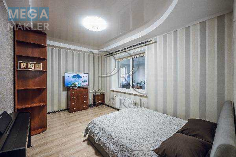 Продаж 2 кімнатної квартири (48/32/9), 1 пов. 4 пов. будинку, <a class="location-link" href="/gatnoe/" title="Недвижимость Гатне">Гатне</a>, Гоголя вулиц я, 17 (изображение 4)