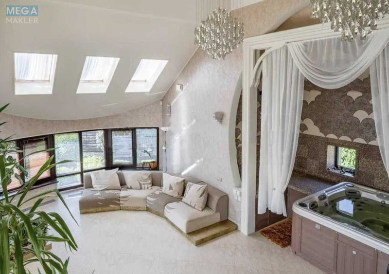 Продаж дома, 2&nbsp;поверху, 560&nbsp;кв.м, 10&nbsp;кімнат, ділянка 50&nbsp;соток, <a class="location-link" href="/kiev/" title="Недвижимость Київ">Київ</a>, <a class="location-link" href="/kiev/darnickij/" title="Недвижимость Дарницький район">Дарницький р-н</a>, Центральная ул. (изображение 3)