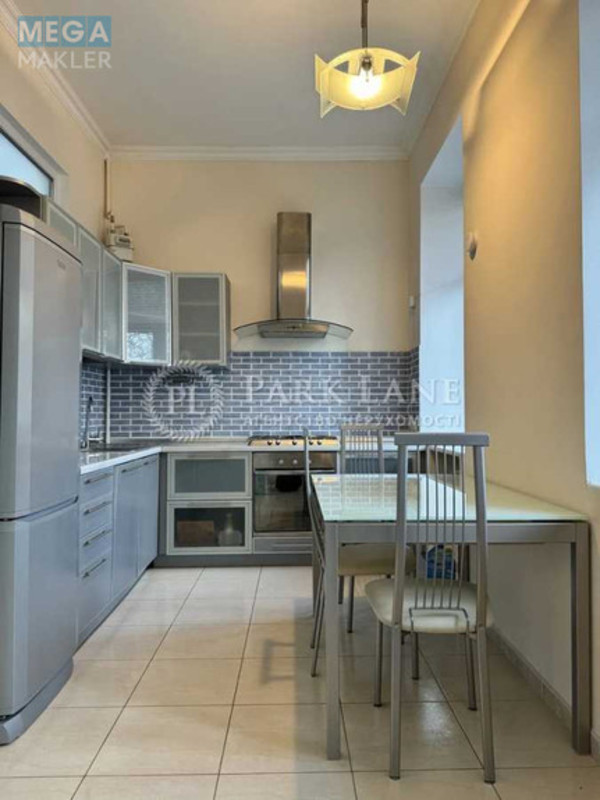 Продаж 3 кімнатної квартири (98/37/10), 4 пов. 6 пов. будинку, <a class="location-link" href="/kiev/" title="Недвижимость Київ">Київ</a>, <a class="location-link" href="/kiev/shevchenkovskij/" title="Недвижимость Шевченківський район">Шевченківський р-н</a>, Ярославів Вал вул., 19 (изображение 14)