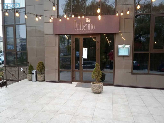 Оренда комерційної нерухомості, 388,20&nbsp;кв.м, под магазин, <a class="location-link" href="/kiev/" title="Недвижимость Київ">Київ</a>, <a class="location-link" href="/kiev/goloseevskij/" title="Недвижимость Голосіївський район">Голосіївський р-н</a>, Степана Рудницького вул., 19/14 (изображение 2)