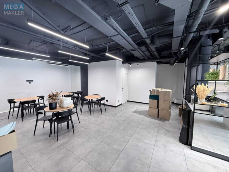 Оренда окремої будівлі/побудови, 100&nbsp;кв.м, <a class="location-link" href="/kiev/" title="Недвижимость Київ">Київ</a>, <a class="location-link" href="/kiev/shevchenkovskij/" title="Недвижимость Шевченківський район">Шевченківський р-н</a>, Тараса Шевченка бульв., 37/122 (изображение 2)