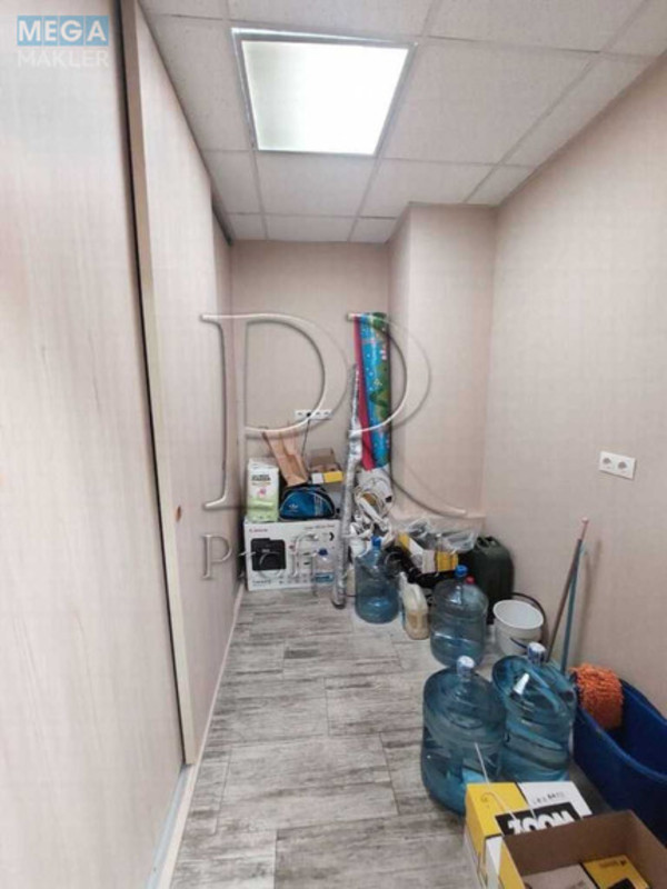 Продаж комерційної нерухомості, 101&nbsp;кв.м, <a class="location-link" href="/kiev/" title="Недвижимость Київ">Київ</a>, <a class="location-link" href="/kiev/dneprovskij/" title="Недвижимость Дніпровський район">Дніпровський р-н</a>, Юрія Поправки вул., 14 (изображение 10)