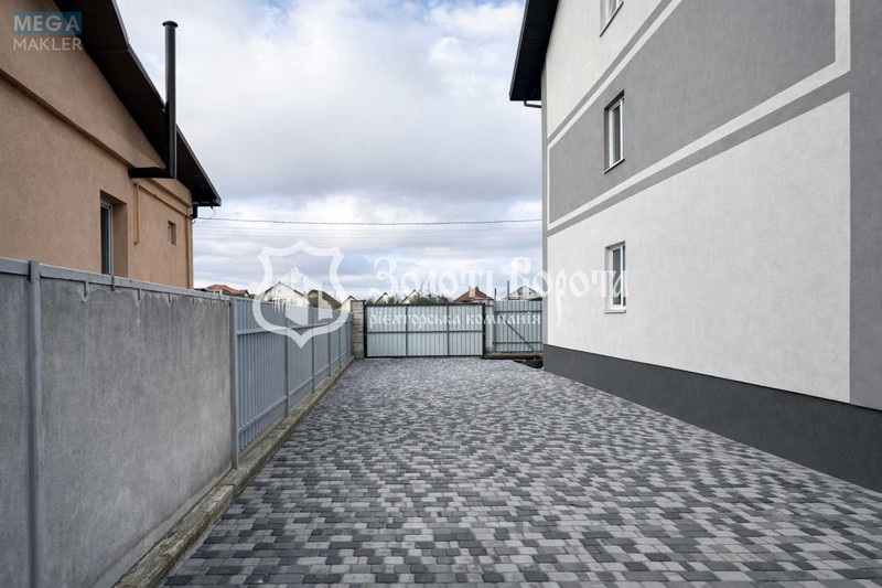 Продаж дома, 3&nbsp;поверху, 240&nbsp;кв.м, 3&nbsp;кімнати, ділянка 13&nbsp;соток, <a class="location-link" href="/gnedin/" title="Недвижимость Гнідін">Гнідин</a>, Жукова вул., 8 (изображение 6)