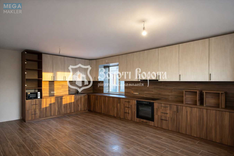 Продаж дома, 3&nbsp;поверху, 240&nbsp;кв.м, 3&nbsp;кімнати, ділянка 13&nbsp;соток, <a class="location-link" href="/gnedin/" title="Недвижимость Гнідін">Гнідин</a>, Жукова вул., 8 (изображение 7)