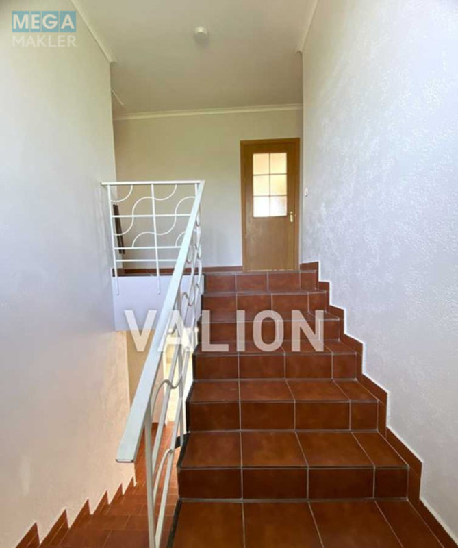 Продаж дома, 2&nbsp;поверху, 173&nbsp;кв.м, 6&nbsp;кімнат, ділянка 36&nbsp;соток, <a class="location-link" href="/bogdanovka-selo-kv-brovarskij-rajon/" title="Недвижимость Богданівка">Богданівка</a>, Богдана Хмельницкого, 202 (изображение 13)