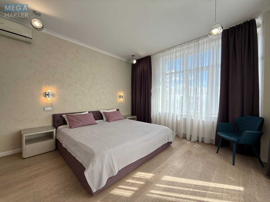 Оренда 4 кімнатні квартири, <a class="location-link" href="/kiev/" title="Недвижимость Київ">Київ</a>, <a class="location-link" href="/kiev/pecherskij/" title="Недвижимость Печерський район">Печерський р-н</a>, Драгомирова вул., 9 (изображение 7)