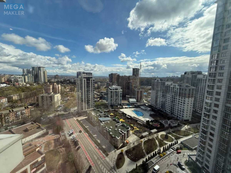 Оренда 4 кімнатні квартири, <a class="location-link" href="/kiev/" title="Недвижимость Київ">Київ</a>, <a class="location-link" href="/kiev/pecherskij/" title="Недвижимость Печерський район">Печерський р-н</a>, Драгомирова вул., 9 (изображение 16)