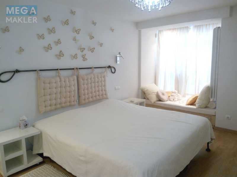 Оренда 3 кімнатної квартири, <a class="location-link" href="/kiev/" title="Недвижимость Київ">Київ</a>, <a class="location-link" href="/kiev/goloseevskij/" title="Недвижимость Голосіївський район">Голосіївський р-н</a>, Михайла Ломоносова вул., 56 (изображение 3)