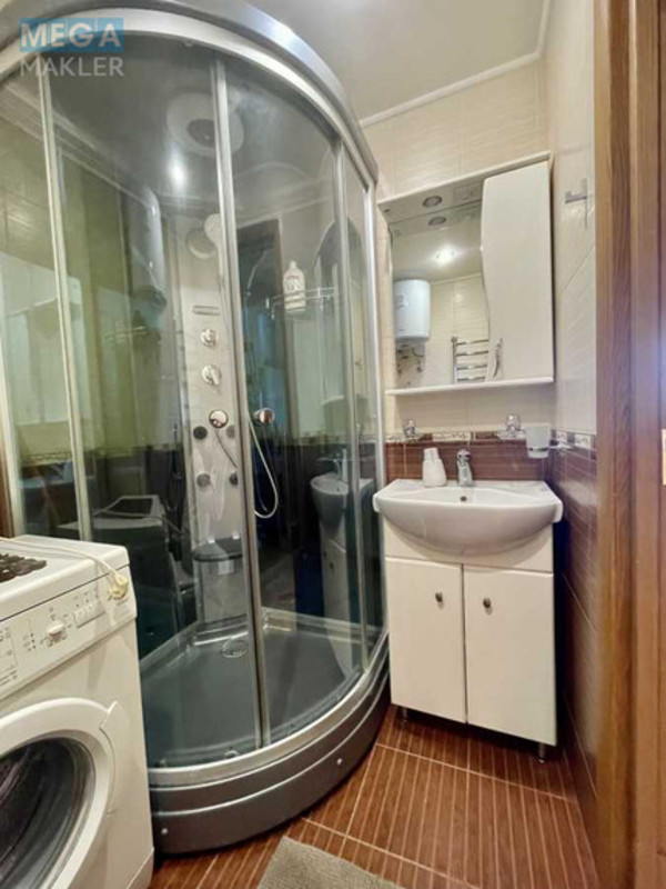 Оренда 2 кімнатної квартири, <a class="location-link" href="/kiev/" title="Недвижимость Київ">Київ</a>, <a class="location-link" href="/kiev/solomenskij/" title="Недвижимость Солом'янський район">Солом'янський р-н</a>, Юліуса Фучика вул., 13 (изображение 13)