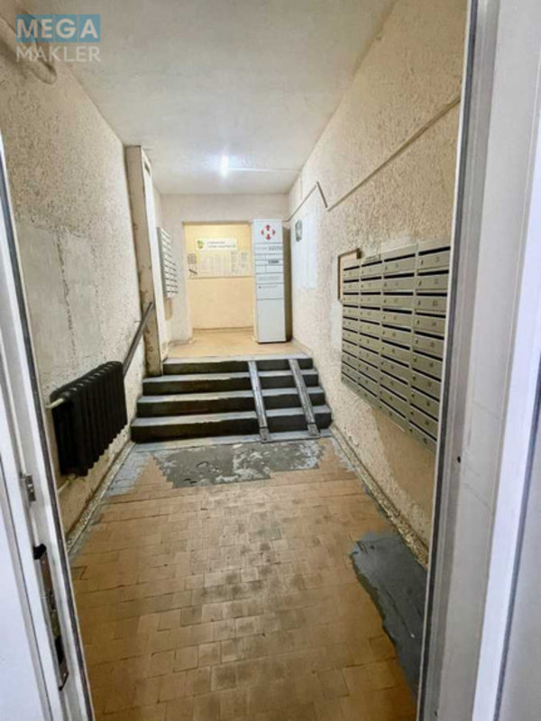 Оренда 2 кімнатної квартири, <a class="location-link" href="/kiev/" title="Недвижимость Київ">Київ</a>, <a class="location-link" href="/kiev/solomenskij/" title="Недвижимость Солом'янський район">Солом'янський р-н</a>, Юліуса Фучика вул., 13 (изображение 16)