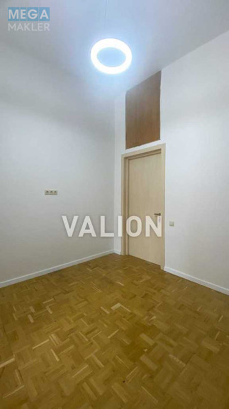 Продаж 3 кімнатної квартири (78/42/12), 2 пов. 5 пов. будинку, <a class="location-link" href="/kiev/" title="Недвижимость Київ">Київ</a>, <a class="location-link" href="/kiev/shevchenkovskij/" title="Недвижимость Шевченківський район">Шевченківський р-н</a>, Михайловский пер., 17 (изображение 9)