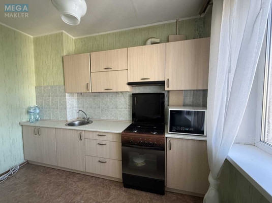 Продаж 3 кімнатної квартири (70/42/8), 9 пов. 10 пов. будинку, <a class="location-link" href="/brovary/" title="Недвижимость Бровари">Бровари</a>, Симона Петлюри, 17А (изображение 13)