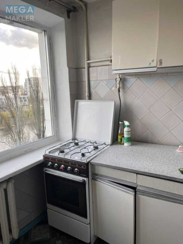 Оренда 2 кімнатної квартири, <a class="location-link" href="/kiev/" title="Недвижимость Київ">Київ</a>, <a class="location-link" href="/kiev/dneprovskij/" title="Недвижимость Дніпровський район">Дніпровський р-н</a>, Энтузиастов ул., 5 (изображение 5)