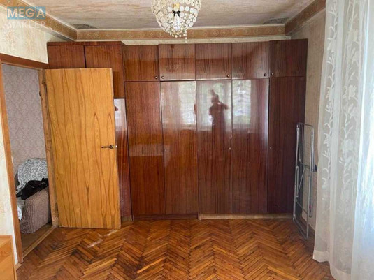 Оренда 2 кімнатної квартири, <a class="location-link" href="/kiev/" title="Недвижимость Київ">Київ</a>, <a class="location-link" href="/kiev/pecherskij/" title="Недвижимость Печерський район">Печерський р-н</a>, Правобережна вул., 3 (изображение 3)