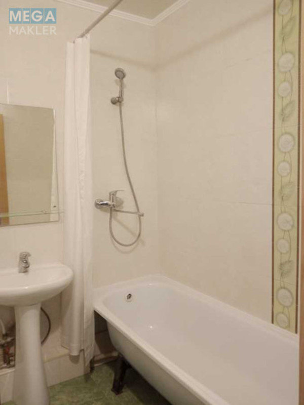 Оренда 1 кімнатної квартири, <a class="location-link" href="/kiev/" title="Недвижимость Київ">Київ</a>, <a class="location-link" href="/kiev/svyatoshinskij/" title="Недвижимость Святошинський район">Святошинський р-н</a>, Олевская ул., 7 (изображение 5)