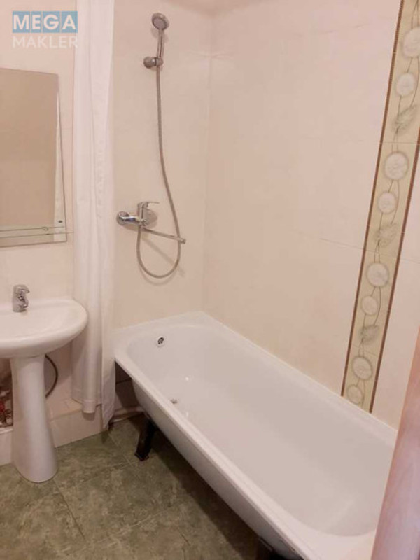 Оренда 1 кімнатної квартири, <a class="location-link" href="/kiev/" title="Недвижимость Київ">Київ</a>, <a class="location-link" href="/kiev/svyatoshinskij/" title="Недвижимость Святошинський район">Святошинський р-н</a>, Олевская ул., 7 (изображение 7)