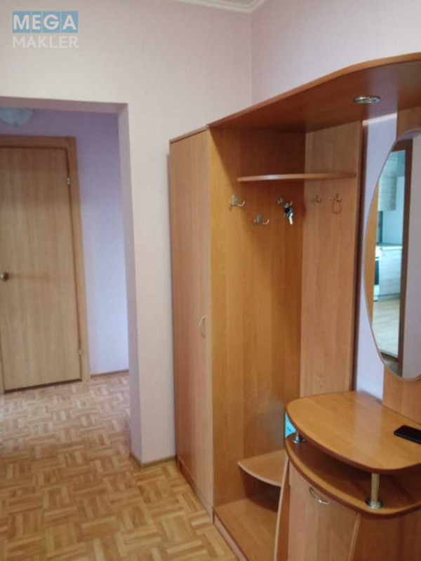 Оренда 1 кімнатної квартири, <a class="location-link" href="/kiev/" title="Недвижимость Київ">Київ</a>, <a class="location-link" href="/kiev/svyatoshinskij/" title="Недвижимость Святошинський район">Святошинський р-н</a>, Олевская ул., 7 (изображение 11)