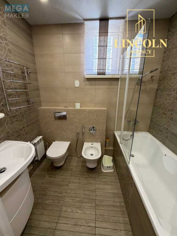 Продаж 3 кімнатної квартири (83/?/40), 4 пов. 8 пов. будинку, <a class="location-link" href="/kiev/" title="Недвижимость Київ">Київ</a>, <a class="location-link" href="/kiev/dneprovskij/" title="Недвижимость Дніпровський район">Дніпровський р-н</a>, Регенераторная ул., 4 (изображение 14)