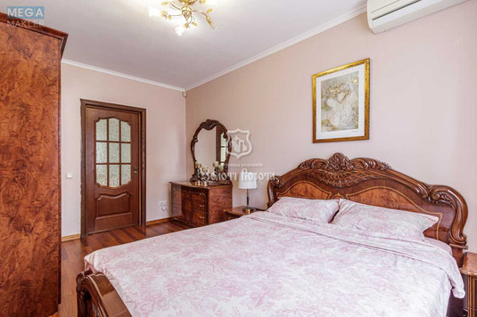 Продаж дома, 5&nbsp;поверхів, 173&nbsp;кв.м, 5&nbsp;кімнат, ділянка 5&nbsp;соток, <a class="location-link" href="/kiev/" title="Недвижимость Київ">Київ</a>, <a class="location-link" href="/kiev/darnickij/" title="Недвижимость Дарницький район">Дарницький р-н</a>, 1-а Садова вул., 3 (изображение 12)