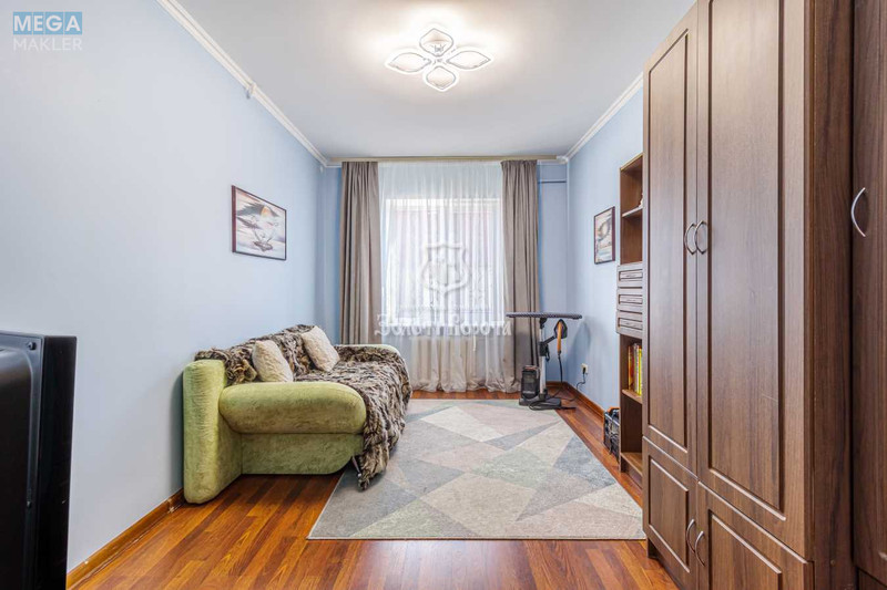 Продаж дома, 5&nbsp;поверхів, 173&nbsp;кв.м, 5&nbsp;кімнат, ділянка 5&nbsp;соток, <a class="location-link" href="/kiev/" title="Недвижимость Київ">Київ</a>, <a class="location-link" href="/kiev/darnickij/" title="Недвижимость Дарницький район">Дарницький р-н</a>, 1-а Садова вул., 3 (изображение 13)