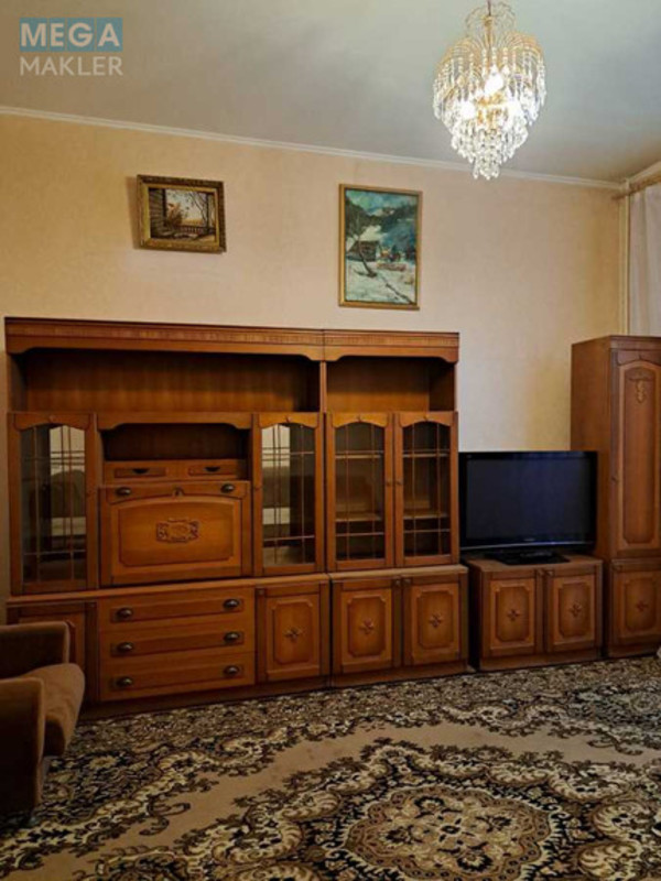 Оренда 1 кімнатної квартири, <a class="location-link" href="/kiev/" title="Недвижимость Київ">Київ</a>, <a class="location-link" href="/kiev/shevchenkovskij/" title="Недвижимость Шевченківський район">Шевченківський р-н</a>, Саксаганского ул., 109/20 (изображение 3)