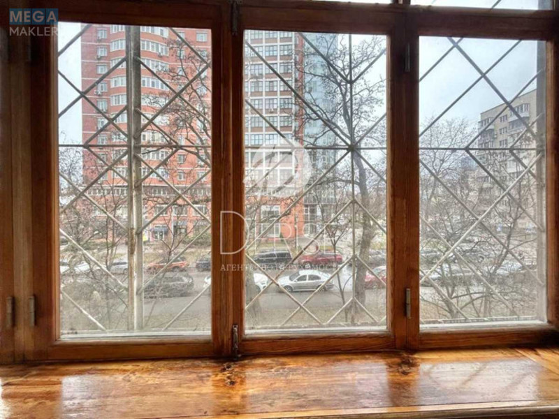 Продаж 1 кімнатної квартири (41/31/8), 2 пов. 9 пов. будинку, <a class="location-link" href="/kiev/" title="Недвижимость Київ">Київ</a>, <a class="location-link" href="/kiev/pecherskij/" title="Недвижимость Печерський район">Печерський р-н</a>, Предславинська вул., 51 (изображение 10)