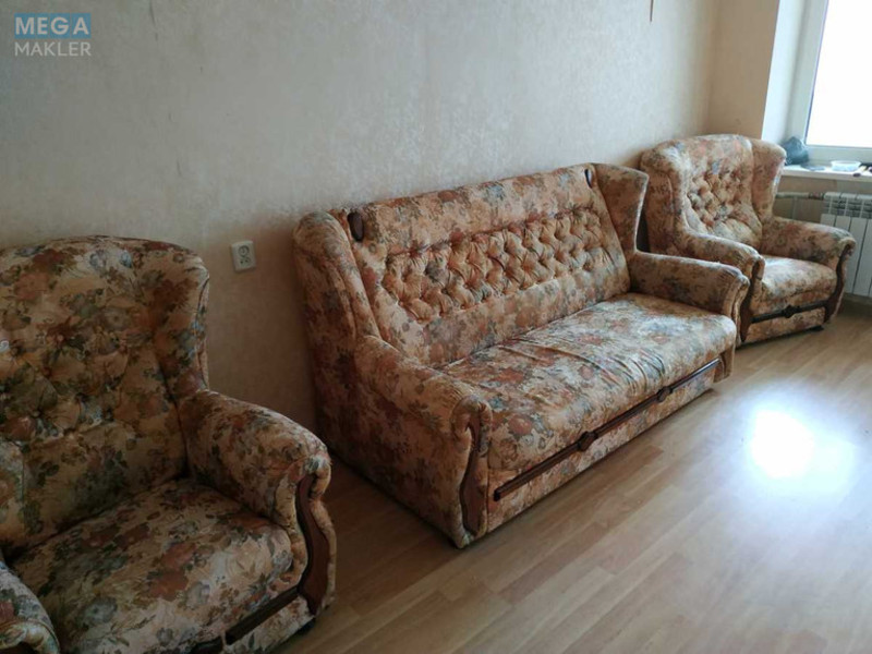 Оренда 4 кімнатні квартири, <a class="location-link" href="/odessa/" title="Недвижимость Одеса">Одеса</a>, <a class="location-link" href="/odessa/malinovskij/" title="Недвижимость Малиновський район">Малиновський р-н</a>, Малиновского, 16 (изображение 9)