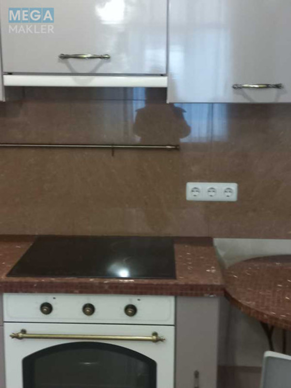 Оренда 1 кімнатної квартири, <a class="location-link" href="/kiev/" title="Недвижимость Київ">Київ</a>, <a class="location-link" href="/kiev/solomenskij/" title="Недвижимость Солом'янський район">Солом'янський р-н</a>, Лобановского просп., 4Г (изображение 6)