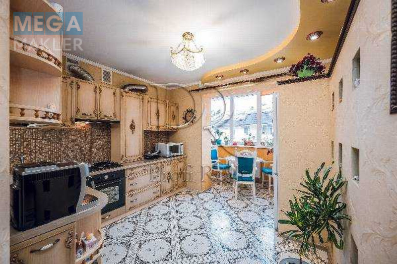 Продаж 3 кімнатної квартири (95/31/39), 5 пов. 6 пов. будинку, <a class="location-link" href="/sofievskaya-borshagovka/" title="Недвижимость Софіївська Борщагівка">Софіївська Борщагівка</a>, Івана Франка вулиця, 5 (изображение 5)