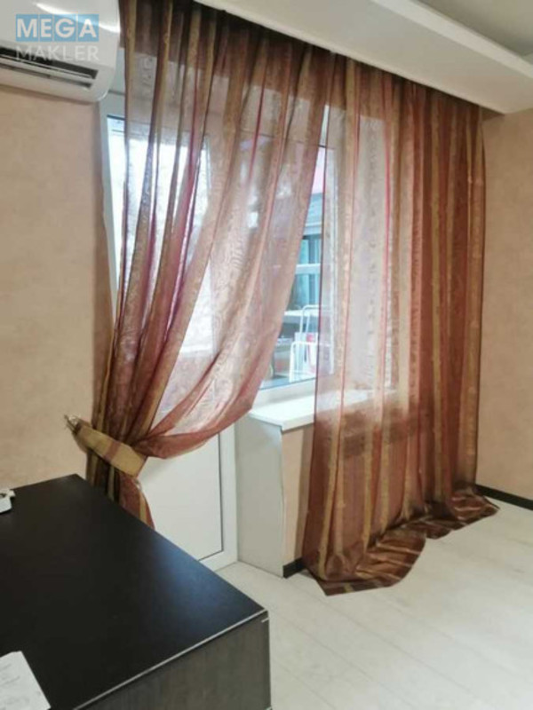 Оренда 1 кімнатної квартири, <a class="location-link" href="/kiev/" title="Недвижимость Київ">Київ</a>, <a class="location-link" href="/kiev/podolskij/" title="Недвижимость Подільський район">Подільський р-н</a>, Європейського Союзу просп., 88а (изображение 4)