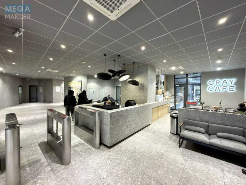 Оренда комерційної нерухомості, 400&nbsp;кв.м, под офис, <a class="location-link" href="/kiev/" title="Недвижимость Київ">Київ</a>, <a class="location-link" href="/kiev/pecherskij/" title="Недвижимость Печерський район">Печерський р-н</a>, Евгения Коновальца ул., 36Д (изображение 2)