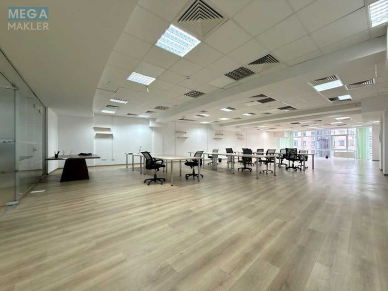 Оренда комерційної нерухомості, 400&nbsp;кв.м, под офис, <a class="location-link" href="/kiev/" title="Недвижимость Київ">Київ</a>, <a class="location-link" href="/kiev/pecherskij/" title="Недвижимость Печерський район">Печерський р-н</a>, Евгения Коновальца ул., 36Д (изображение 4)