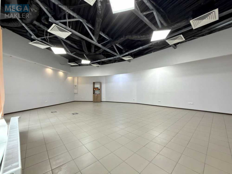 Оренда комерційної нерухомості, 150&nbsp;кв.м, под офис, <a class="location-link" href="/kiev/" title="Недвижимость Київ">Київ</a>, <a class="location-link" href="/kiev/pecherskij/" title="Недвижимость Печерський район">Печерський р-н</a>, Евгения Коновальца ул., 36Д (изображение 4)