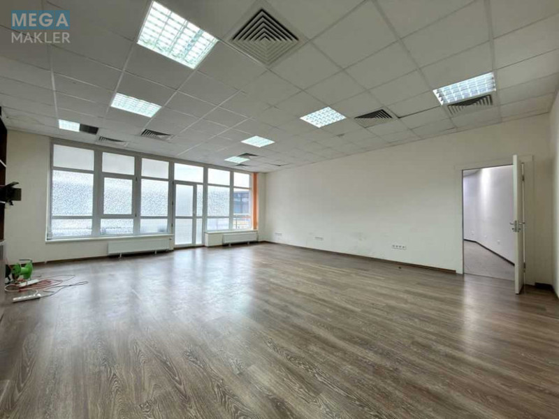 Оренда комерційної нерухомості, 150&nbsp;кв.м, под офис, <a class="location-link" href="/kiev/" title="Недвижимость Київ">Київ</a>, <a class="location-link" href="/kiev/pecherskij/" title="Недвижимость Печерський район">Печерський р-н</a>, Евгения Коновальца ул., 36Д (изображение 5)