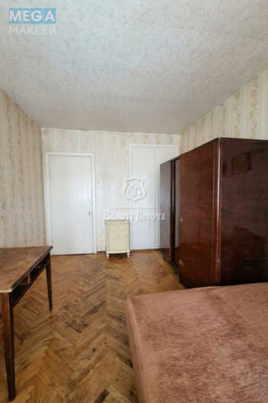 Продаж 3 кімнатної квартири (62,9/45,4/5,8), 1 пов. 9 пов. будинку, <a class="location-link" href="/kiev/" title="Недвижимость Київ">Київ</a>, <a class="location-link" href="/kiev/pecherskij/" title="Недвижимость Печерський район">Печерський р-н</a>, Лаврська вул., 4а (изображение 4)