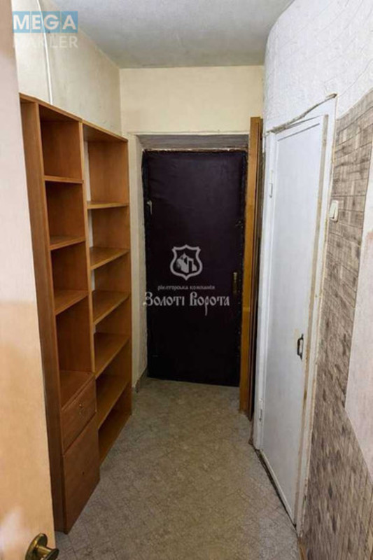 Продаж 3 кімнатної квартири (62,9/45,4/5,8), 1 пов. 9 пов. будинку, <a class="location-link" href="/kiev/" title="Недвижимость Київ">Київ</a>, <a class="location-link" href="/kiev/pecherskij/" title="Недвижимость Печерський район">Печерський р-н</a>, Лаврська вул., 4а (изображение 9)