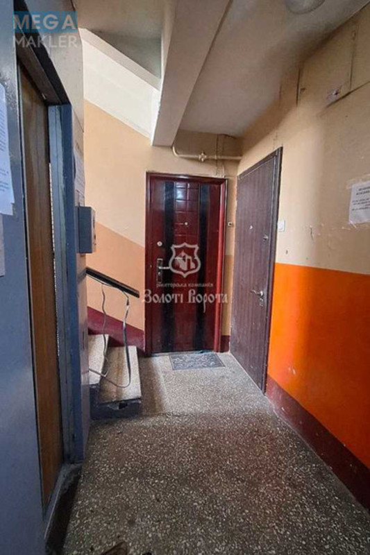 Продаж 3 кімнатної квартири (62,9/45,4/5,8), 1 пов. 9 пов. будинку, <a class="location-link" href="/kiev/" title="Недвижимость Київ">Київ</a>, <a class="location-link" href="/kiev/pecherskij/" title="Недвижимость Печерський район">Печерський р-н</a>, Лаврська вул., 4а (изображение 10)