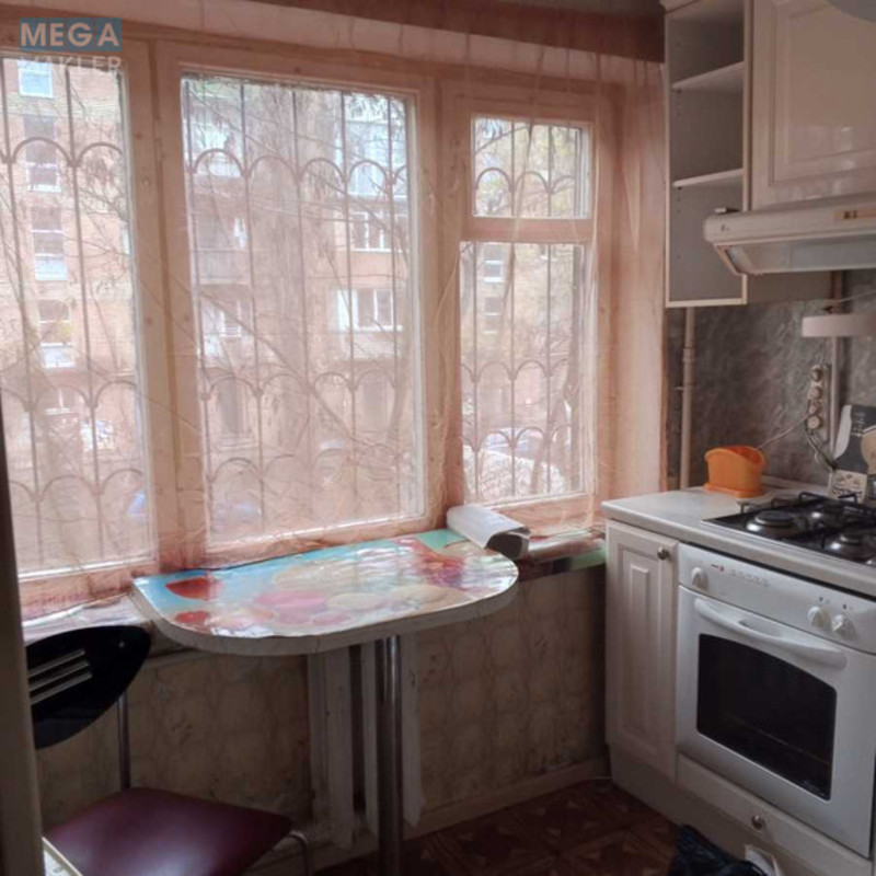 Оренда 1 кімнатної квартири, <a class="location-link" href="/kiev/" title="Недвижимость Київ">Київ</a>, <a class="location-link" href="/kiev/dneprovskij/" title="Недвижимость Дніпровський район">Дніпровський р-н</a>, Юрія Гагаріна просп., 13а (изображение 2)