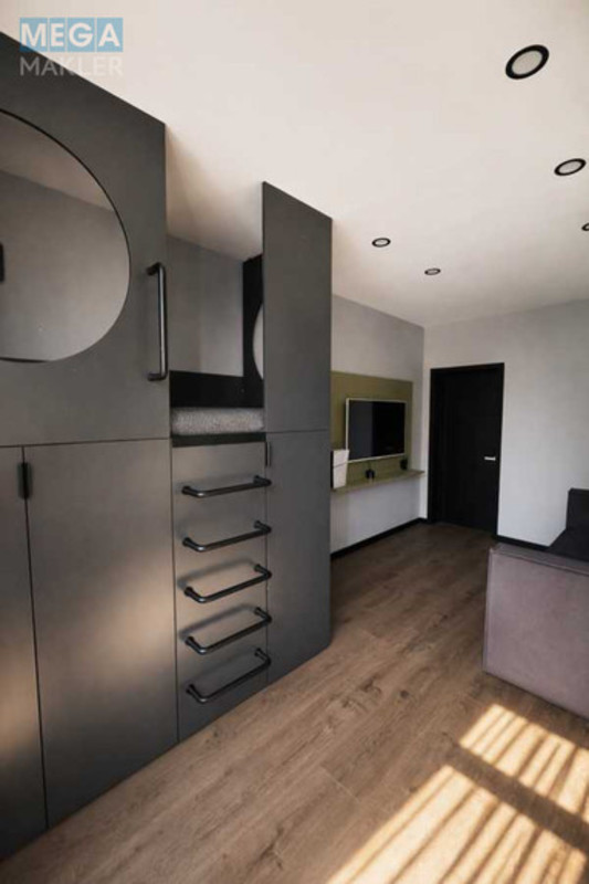 Продаж 2 кімнатної квартири (82,6/28,2/30), 3 пов. 10 пов. будинку, <a class="location-link" href="/kiev/" title="Недвижимость Київ">Київ</a>, <a class="location-link" href="/kiev/dneprovskij/" title="Недвижимость Дніпровський район">Дніпровський р-н</a>, Регенераторна вул. (изображение 7)