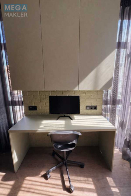 Продаж 2 кімнатної квартири (82,6/28,2/30), 3 пов. 10 пов. будинку, <a class="location-link" href="/kiev/" title="Недвижимость Київ">Київ</a>, <a class="location-link" href="/kiev/dneprovskij/" title="Недвижимость Дніпровський район">Дніпровський р-н</a>, Регенераторна вул. (изображение 11)