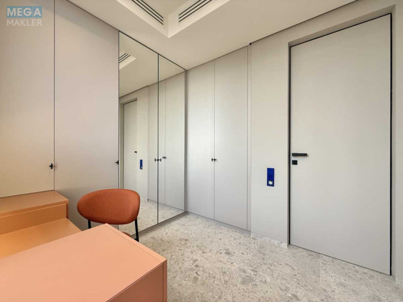 Продаж 6 кімнатної квартири (156/81/21), 25 пов. 26 пов. будинку, <a class="location-link" href="/kiev/" title="Недвижимость Київ">Київ</a>, <a class="location-link" href="/kiev/darnickij/" title="Недвижимость Дарницький район">Дарницький р-н</a>, Дніпровська наб., 18Б (изображение 2)