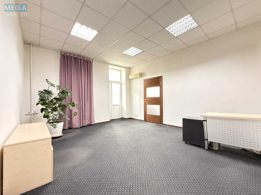 Продаж 3 кімнатної квартири (74/52/7,3), 3 пов. 5 пов. будинку, <a class="location-link" href="/kiev/" title="Недвижимость Київ">Київ</a>, <a class="location-link" href="/kiev/pecherskij/" title="Недвижимость Печерський район">Печерський р-н</a>, Велика Васильківська вул., 126 (изображение 7)