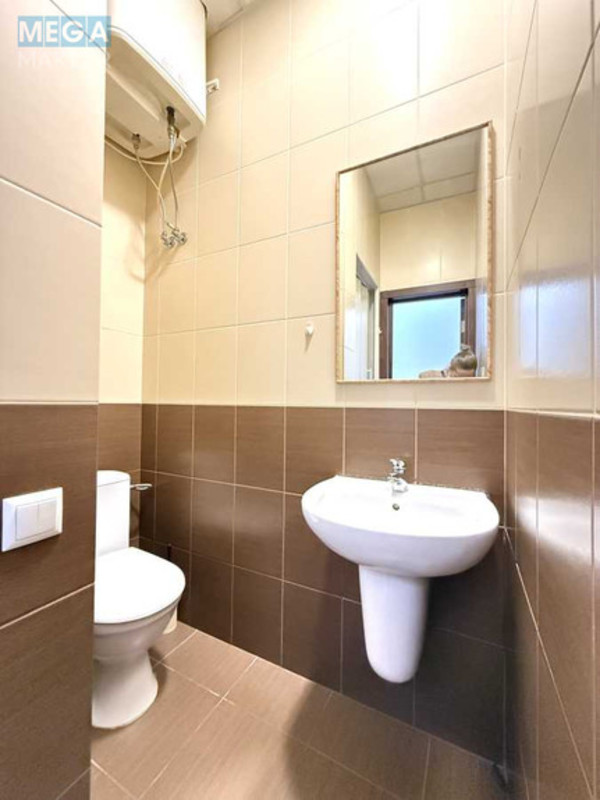 Продаж 3 кімнатної квартири (74/52/7,3), 3 пов. 5 пов. будинку, <a class="location-link" href="/kiev/" title="Недвижимость Київ">Київ</a>, <a class="location-link" href="/kiev/pecherskij/" title="Недвижимость Печерський район">Печерський р-н</a>, Велика Васильківська вул., 126 (изображение 13)