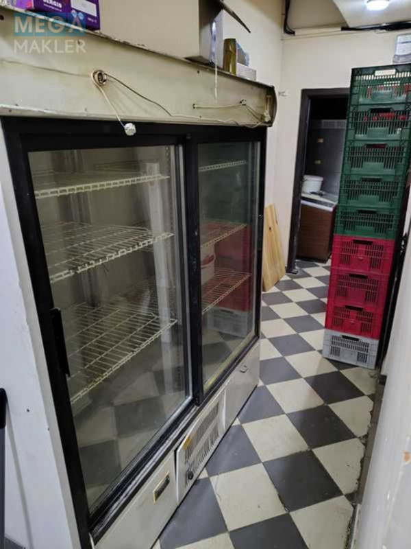 Оренда окремої будівлі/побудови, 155&nbsp;кв.м, <a class="location-link" href="/kiev/" title="Недвижимость Київ">Київ</a>, <a class="location-link" href="/kiev/podolskij/" title="Недвижимость Подільський район">Подільський р-н</a>, Свободи просп., 2в (изображение 16)