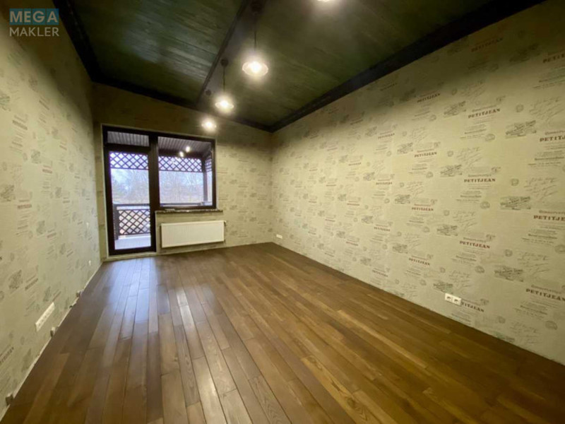 Продаж дома, 3&nbsp;поверху, 422&nbsp;кв.м, 6&nbsp;кімнат, ділянка 10&nbsp;соток, <a class="location-link" href="/gnedin/" title="Недвижимость Гнідін">Гнідин</a>, Зарічна (изображение 16)