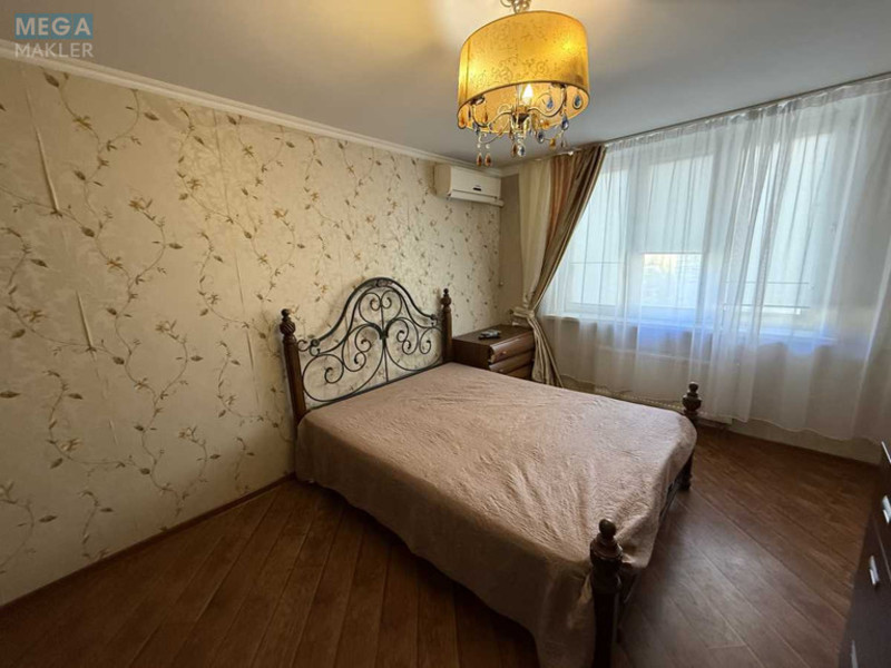 Оренда 2 кімнатної квартири, <a class="location-link" href="/kiev/" title="Недвижимость Київ">Київ</a>, <a class="location-link" href="/kiev/desnyanskij/" title="Недвижимость Деснянський район">Деснянський р-н</a>, Владимира Маяковского просп., 68 (изображение 8)