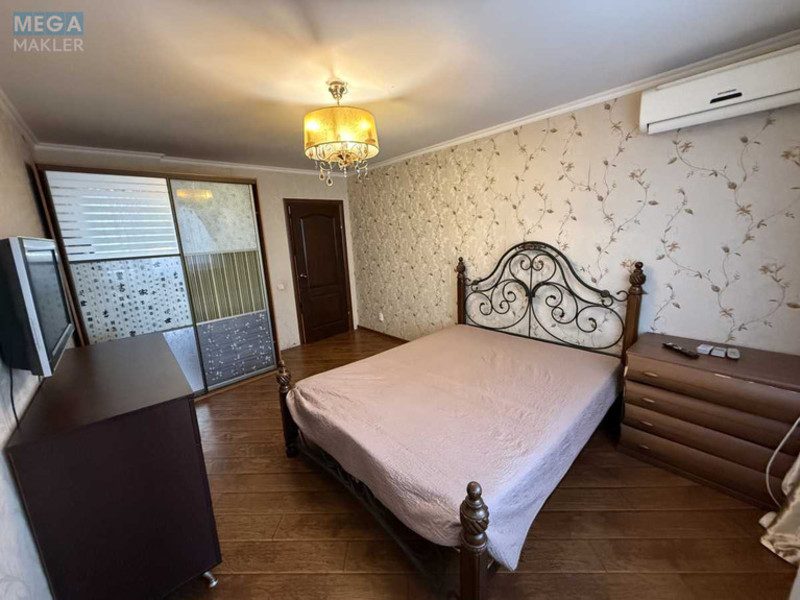 Оренда 2 кімнатної квартири, <a class="location-link" href="/kiev/" title="Недвижимость Київ">Київ</a>, <a class="location-link" href="/kiev/desnyanskij/" title="Недвижимость Деснянський район">Деснянський р-н</a>, Владимира Маяковского просп., 68 (изображение 9)