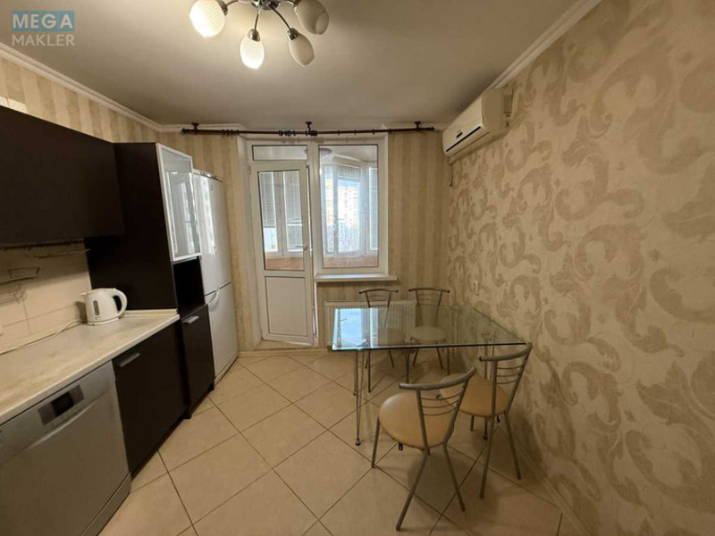 Оренда 2 кімнатної квартири, <a class="location-link" href="/kiev/" title="Недвижимость Київ">Київ</a>, <a class="location-link" href="/kiev/desnyanskij/" title="Недвижимость Деснянський район">Деснянський р-н</a>, Владимира Маяковского просп., 68 (изображение 18)