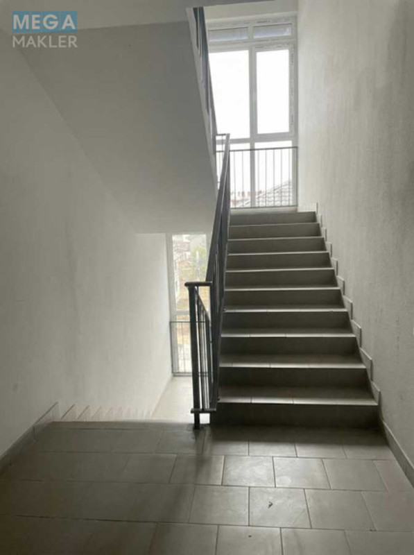 Продаж 1 кімнатної квартири (28/15/5), 4 пов. 6 пов. будинку, <a class="location-link" href="/kiev/" title="Недвижимость Київ">Київ</a>, <a class="location-link" href="/kiev/solomenskij/" title="Недвижимость Солом'янський район">Солом'янський р-н</a>, Вишнева вул., 12 (изображение 8)