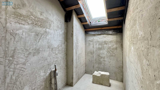 Продаж 3 кімнатної квартири (82/37/29), 4 пов. 4 пов. будинку, <a class="location-link" href="/kiev/" title="Недвижимость Київ">Київ</a>, <a class="location-link" href="/kiev/solomenskij/" title="Недвижимость Солом'янський район">Солом'янський р-н</a>, Ивана Билыка ул., 11 (изображение 10)